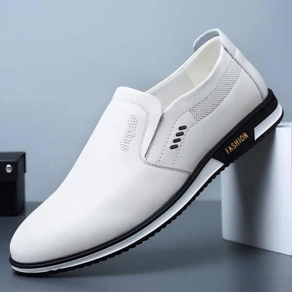 Little White Shoes Men 2021 New Summer Leather All-Match British One-Legged Casual Soft Sole Leather Shoes Men  Stirmas